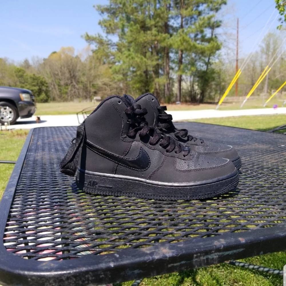 Air Force 1 (All Black with strap)